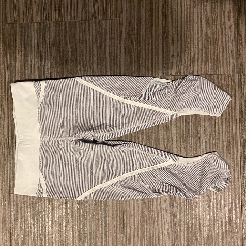Lululemon Grey & White Leggings